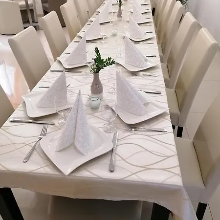 Affittacamere Jolán Pension&restaurant Cicov