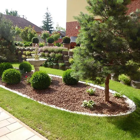 Affittacamere Jolán Pension&restaurant Cicov