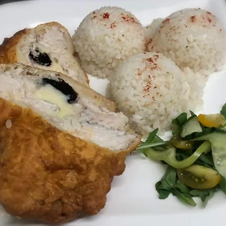 Jolan & Restaurant בית הארחה Cicov