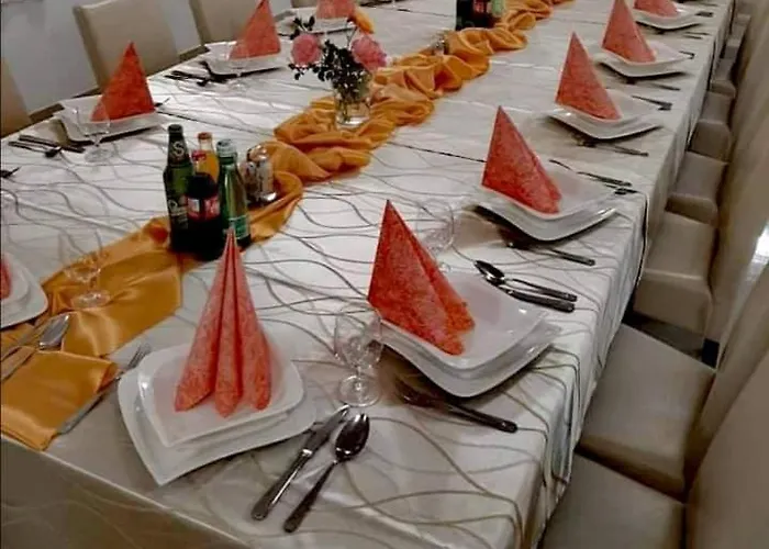 בית הארחה Jolan & Restaurant Cicov