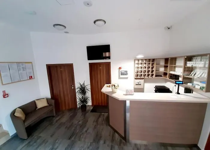 Jolan & Restaurant בית הארחה Cicov