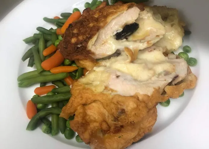 בית הארחה Jolan & Restaurant 3*